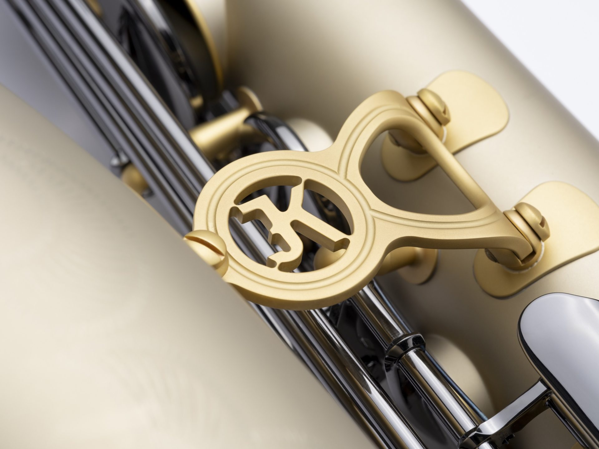 世界の楽器 新製品】ユリウス・カイルヴェルト100周年記念モデル限定発売